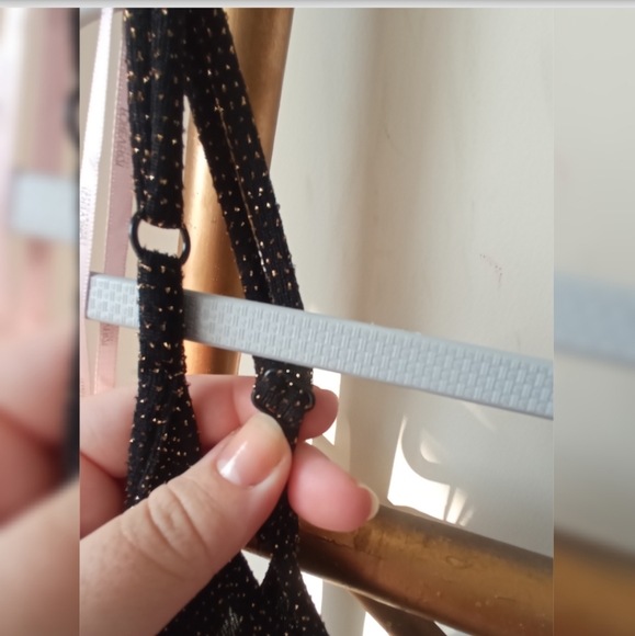 ❤️❤️❤️ Forever 21 Black and Gold Metallic Jumpsuit - Picture 14 of 14